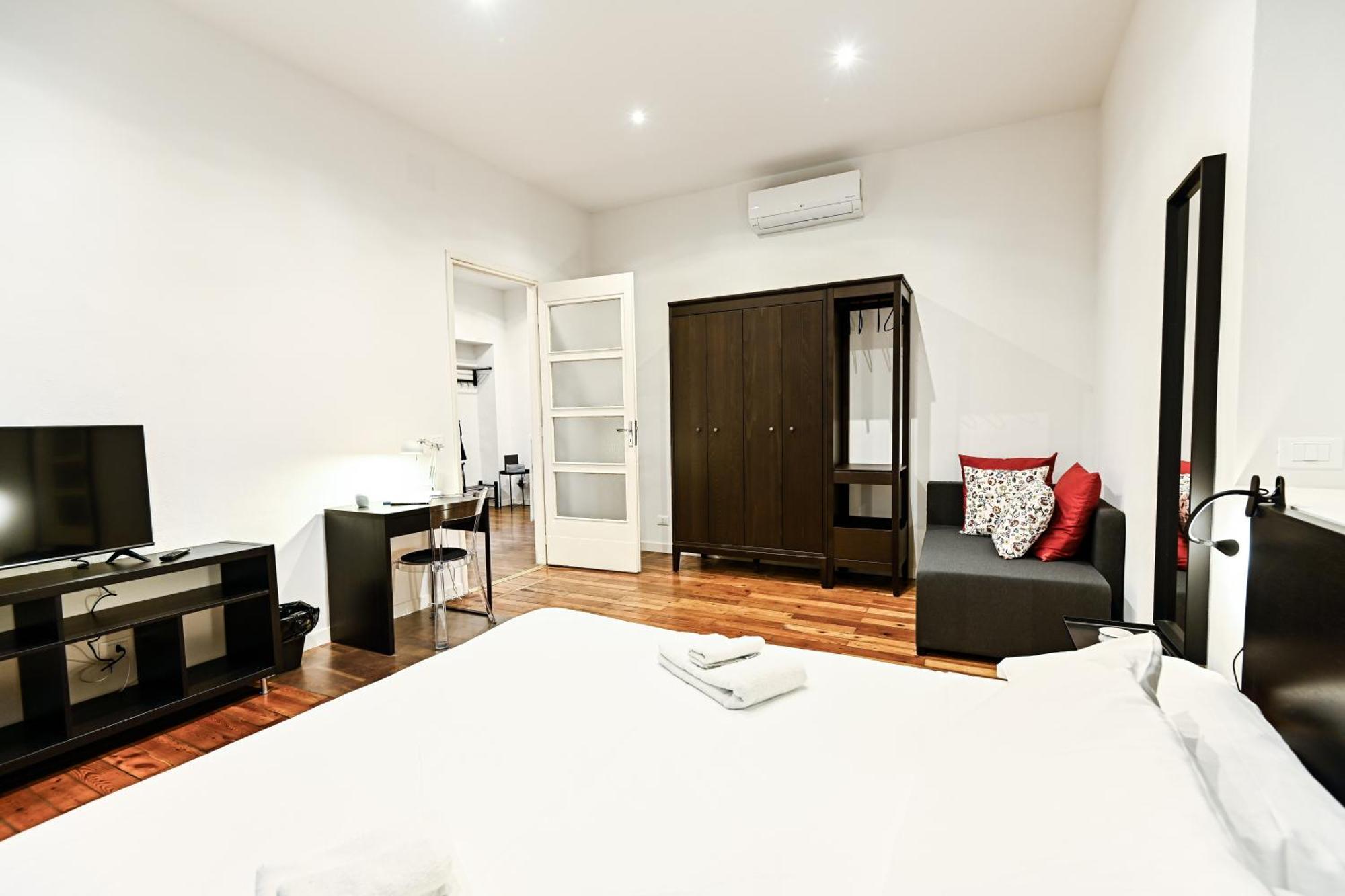 Top Living Apartments - Porta Susa Торино Екстериор снимка