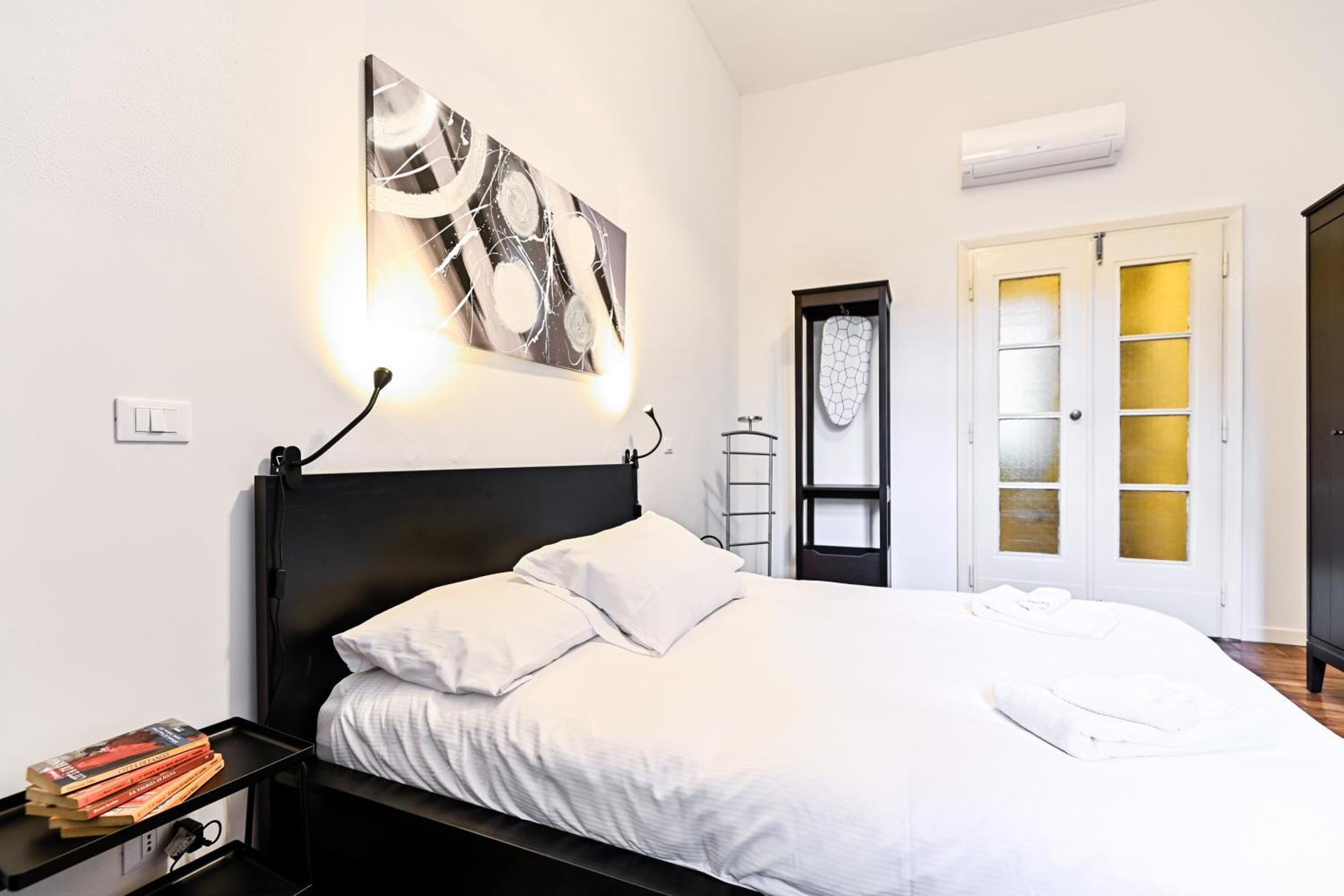 Top Living Apartments - Porta Susa Торино Екстериор снимка