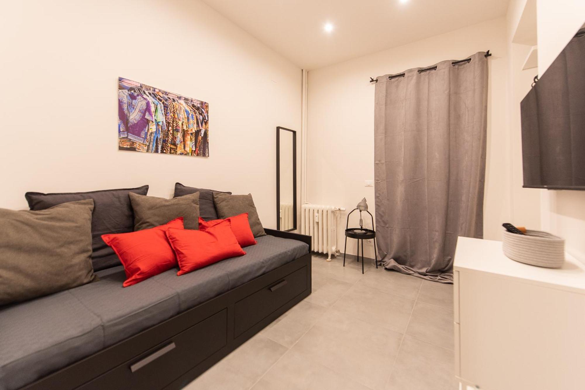 Top Living Apartments - Porta Susa Торино Екстериор снимка